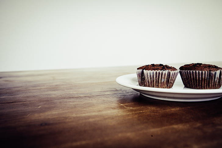 chocolate, cupcake, food, dessert, plate, table, copy space