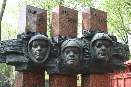 Památník, kosmonauti, Moskva, je Novodevichy hřbitově, rez, mramor, slunce