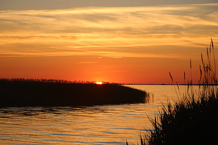 Sonnenuntergang, Ostsee, gebucht, Gegenlicht, Meer, Aquarell, Orange