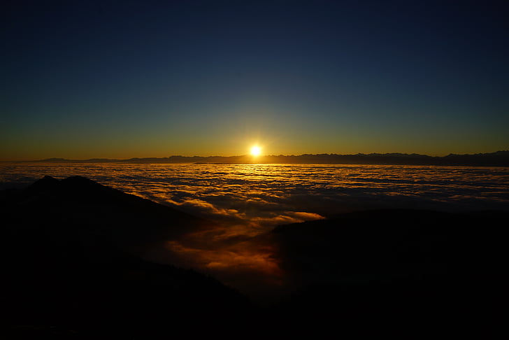 soluppgång, Selva marine, moln, hav av dimma, dimljus, nebulosa glöd, molntäcke