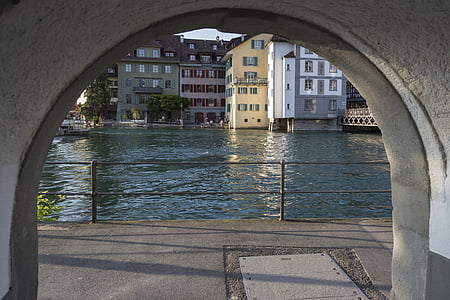 Luzern, Reuss, Schweiz, vatten, floden, reussteg, bostäder