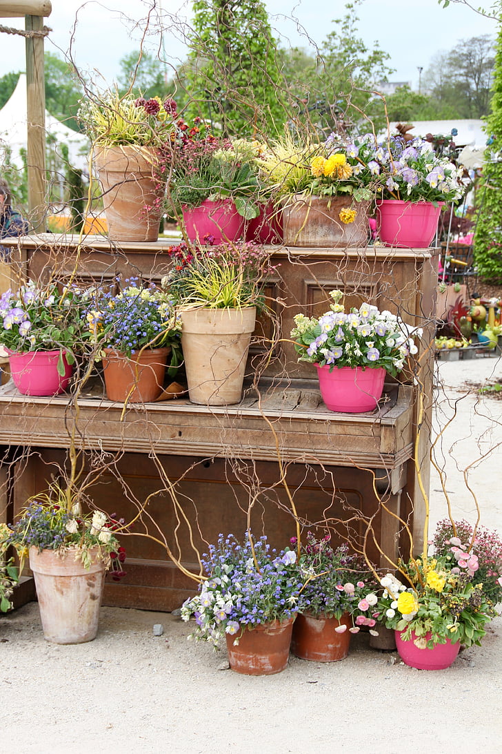 florale decoratie, oude piano, klavierdeko, bloemen, staat tuin Toon