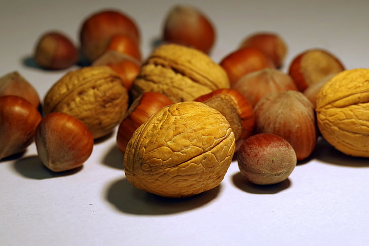 walnut, italian, cane, shell, hard, festive, split