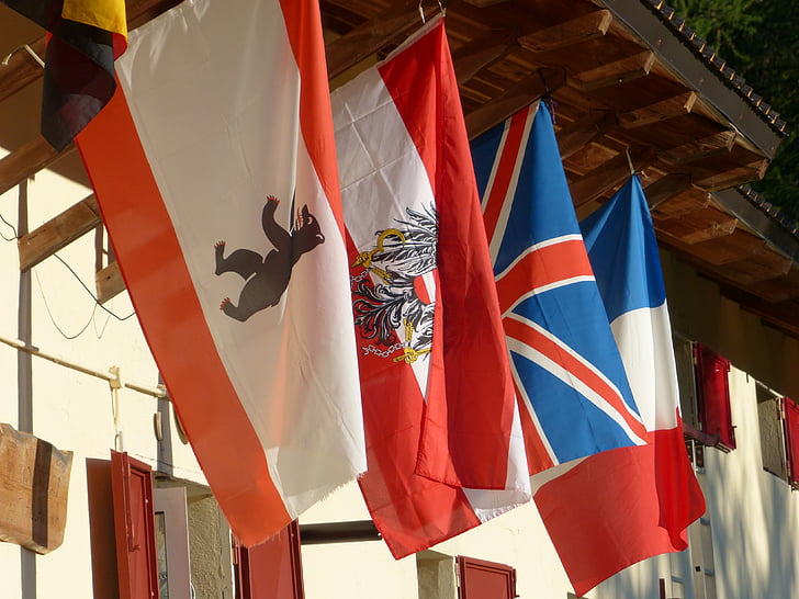 vlajky, medzinárodné, Rakúsko, Anglicko, Francúzsko, sú závislé