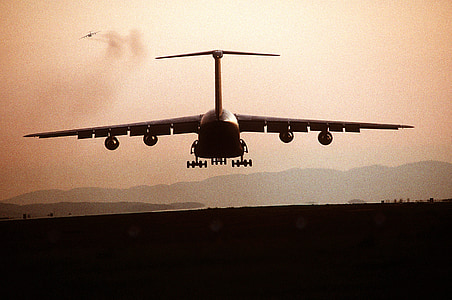 avião, silhueta, avião, pouso, carga, transportes, militar