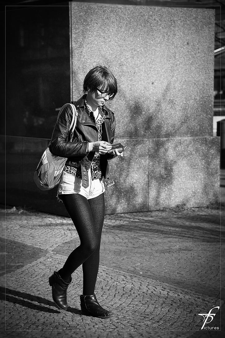 girl, woman, street life, downtown, black and white, people, fashion