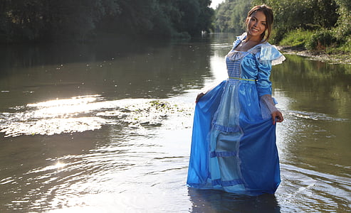 Дівчина, Принцеса, озеро, води, плаття, синій, Краса