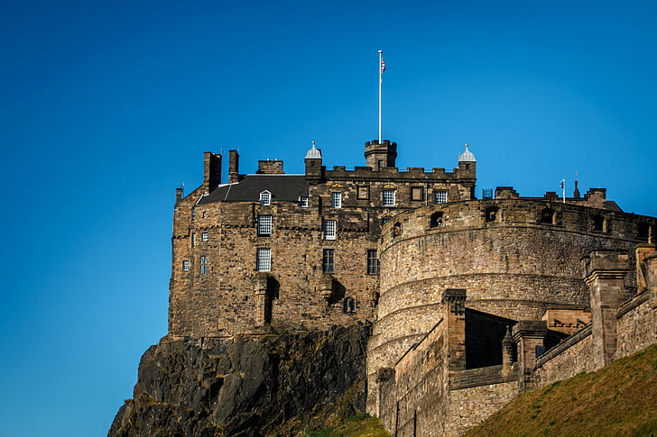Edinburgh, pils, Edinburgh castle, Skotija, Skotijas pilī, zilas debesis, Fort