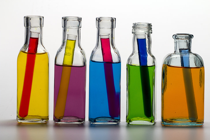 Natürmort, şişe, Renk, renkli su, test tüpleri, farbenspiel