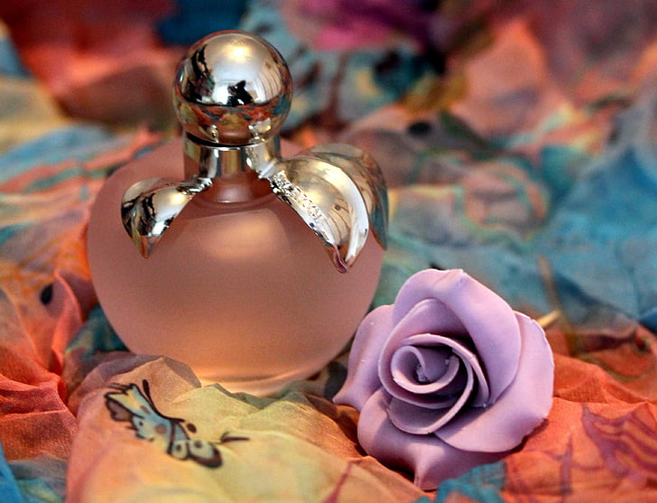 Perfume, color de rosa, romántica, MOV