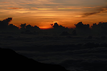 Haleakala, Hawaii, solnedgang, skyer, himmelen