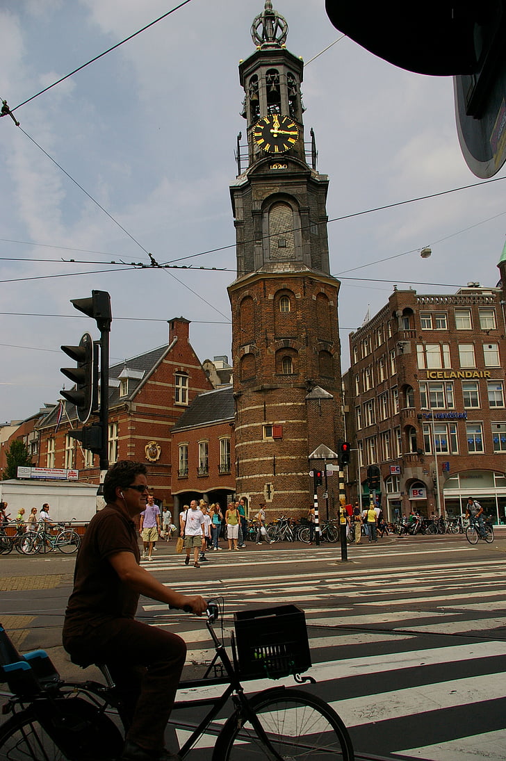 Amsterdam, ville, Église, gens, rue, scène urbaine, vélo