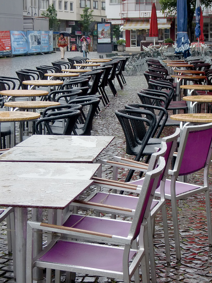 lietus, kėdės, gatvės kavinėje, sėdynės, kavinė, iš, drėgnas