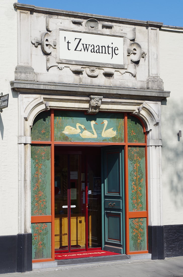 Restaurantul, Bruges, Swan, intrare, constructii exterioare