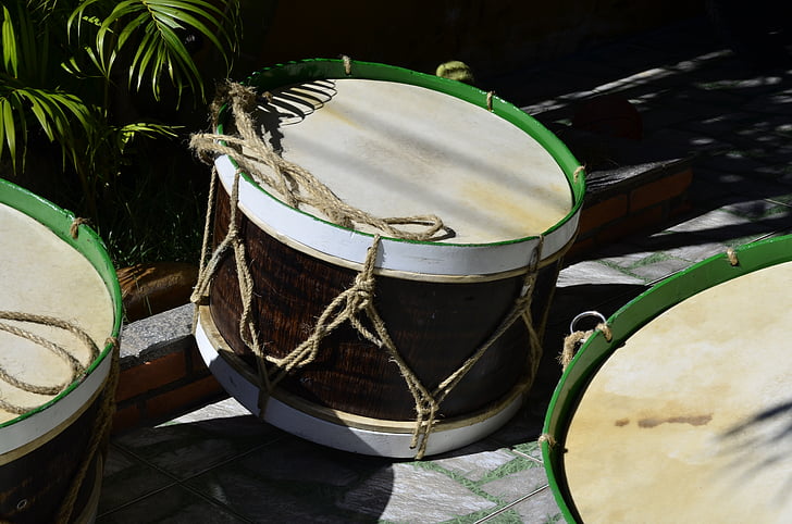 drum, maracatu, instrumen perkusi, alat musik, musik