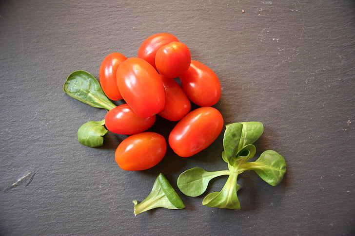 tomater, Lamb's sallad, sallad, äta, vitaminer
