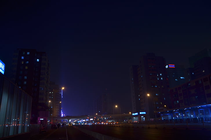 laat in de avond, Peking, kruispunt, Dim licht