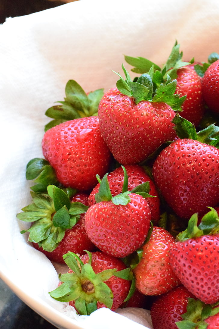 maasikas, maasikad, puu, toidu, punane, terve, värske