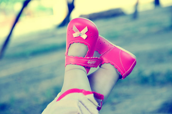jugant, sabates, feliç, nadó, filla, sabata, vermell