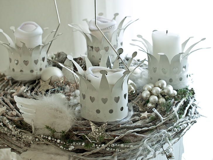 Adventi koszorú, fehér, Karácsony, x mas, karácsonyi dekoráció, Noel, ünnepi dekoráció