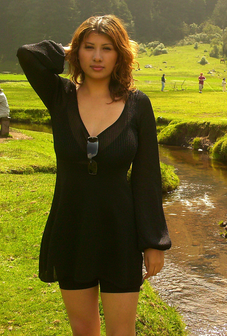 black dress, modeling, outdoors, bella, black, women, beauty