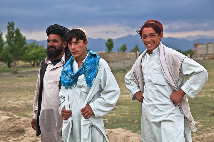 muchachos, familia, padre, turbante, tradicional, agricultores, Afganistán