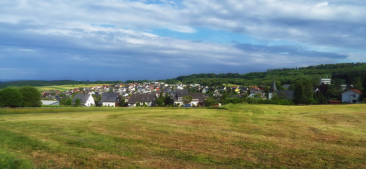 Breitscheid, Německo, vesnice, město, Panorama, obloha, mraky