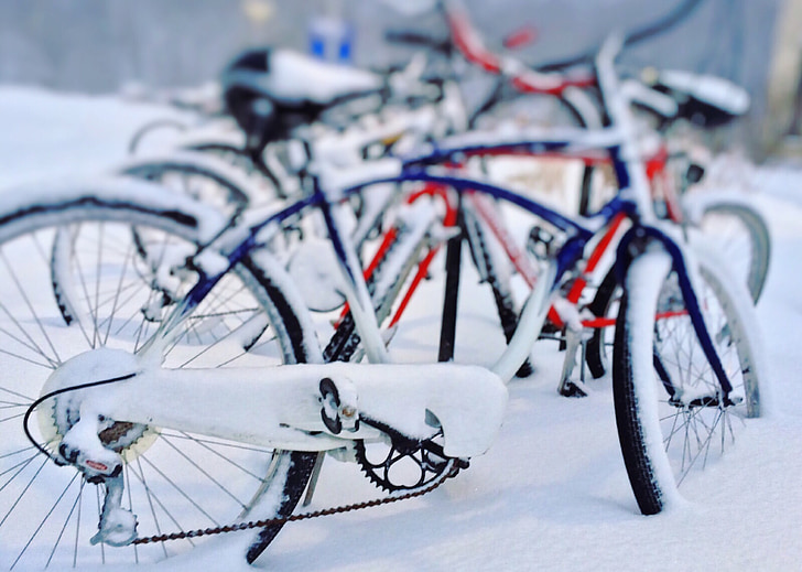 велосипеди, зимни, сняг, студено