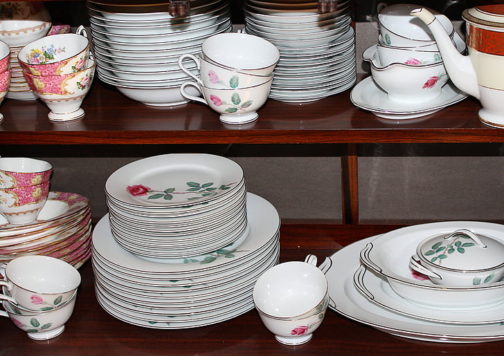 dinnerware, china, porcelain, plates, saucers, cups, storage
