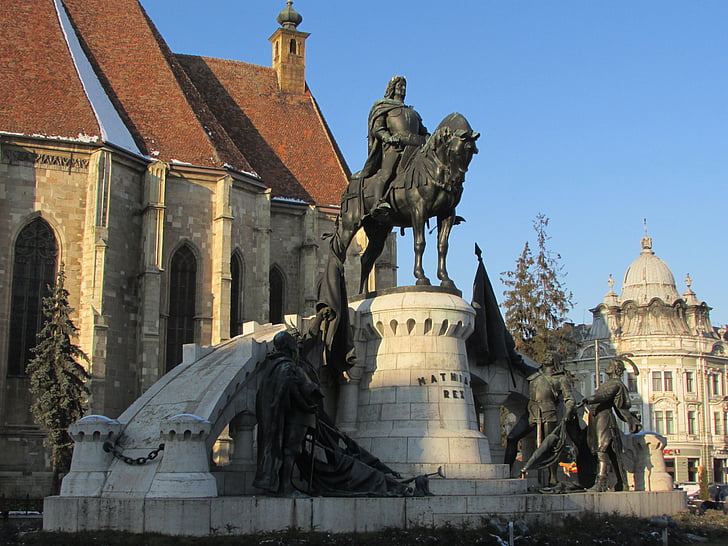 Cluj-Napoca, Transilvānijā, Vecrīgā, pilsēta, pieminekļu, statuja, Matiass corvinus Ārpāds