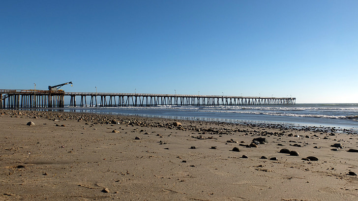 Pier, plajă, California