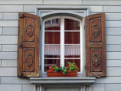 ventana, obturador, madera, fachada