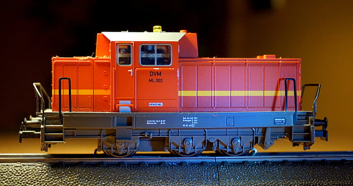 locomotief, Henschel, diesel, spoorwegen, miniatuur, Märklin, oranje kleur