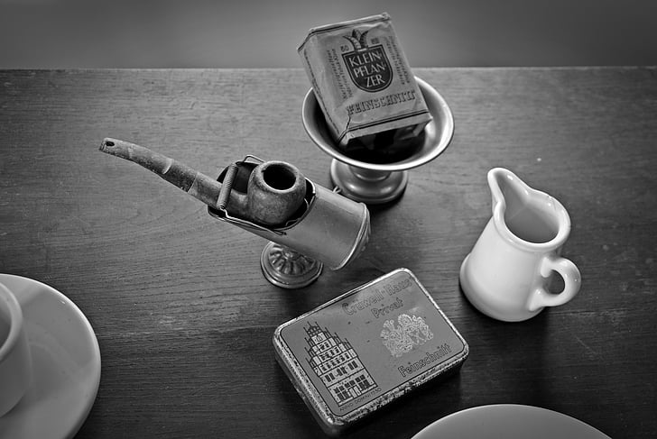 break, smoking, cigarette, pipe, benefit from, old, historically