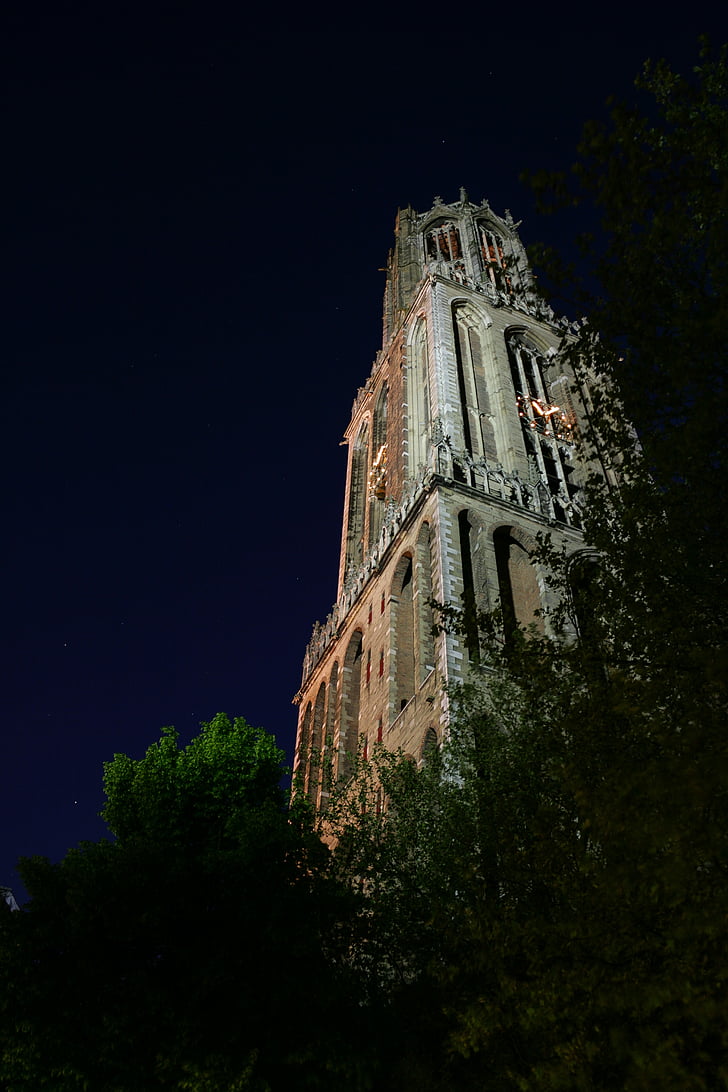 kostelní věž Domtoren, Utrecht, noční, tmavý, bovenuittorenen, věž, historické