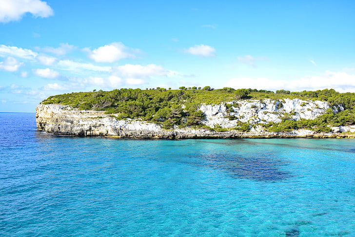 Playa romantica, Mallorca, Balearerna, Spanien, havet, kristallklart, vatten