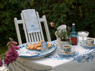 pausa caffè, syrenberså, giardino, estate, bianco, set da tavola, caffè partito