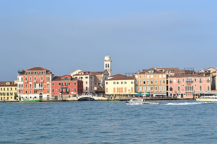 Βενετία, Ιταλία, στη θάλασσα, σπίτια, αποβάθρα