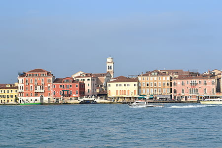 Venice, Itālija, jūra, mājas, piestātnes