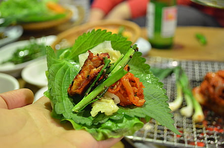 pike ssam, spice up the pike, the korean spice pike, ssam, fight weaving eating, kaiseki, sesame leaf weaving