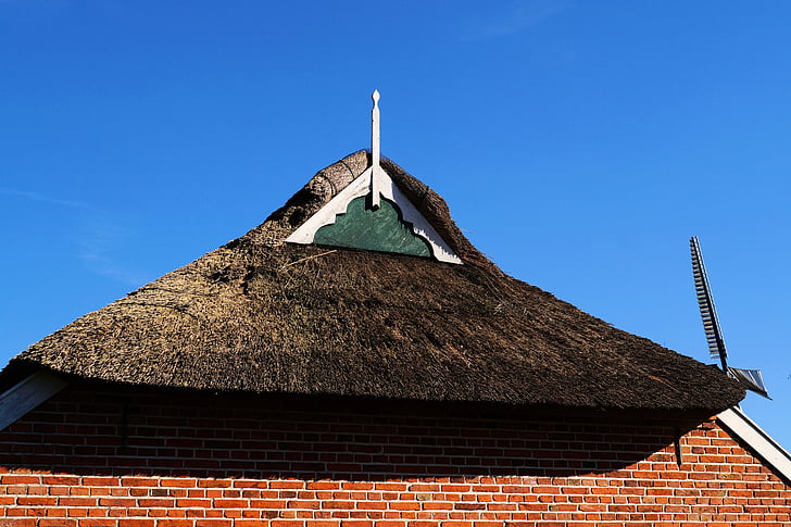 oude fehnhaus, Gable, rieten cover, Oost-Friesland, Museum, historische behoud, hemel