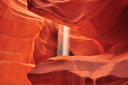 Antilop-kanyon, Canyon, napfény sugarak, napsütés, Vörös szikla