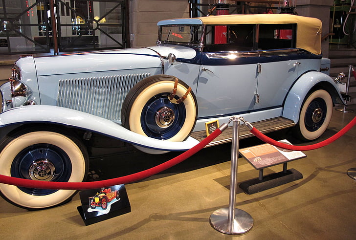 Oldtimer, Cabrio, wiederhergestellt, Museum, Kanada, Auto, Retro-Stil