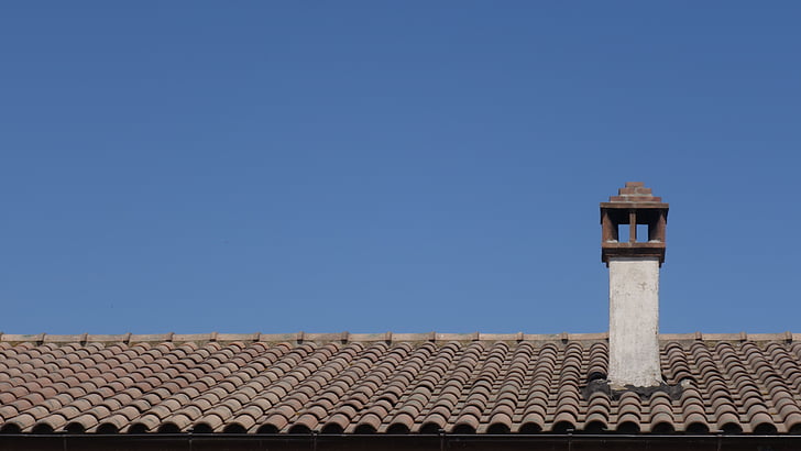 strehe, kamin, debelim, Italija, ploščice, opeke, opečnata kritina