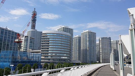 Yokohama, Miestas, Bill