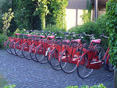 Polkupyöriä, pyörä, polkupyörän vuokraus, punainen, Matkailu, Norderney, sarja