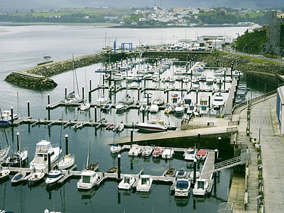 pristanišča, čolni, Ribadeo