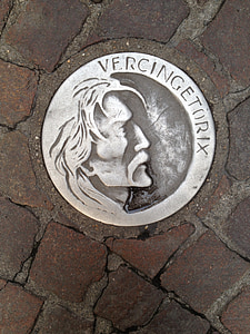 Vercingetòrix, Clermont-Ferrand, medaillon, Alvèrnia, Puy-de-cúpula, Cèsar