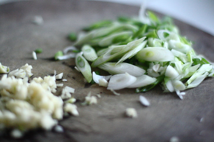 white, green, sliced, vegetables, chopping, board, onions