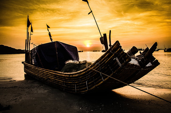 the boat, sunset, light, classic, the sea, the beach, alone
